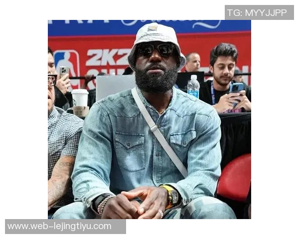 詹姆斯标志性时刻引争议为何选择如此低级的方式赚钱